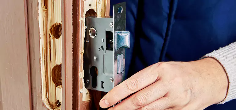 Garage Door Lock Replacement Federal Way